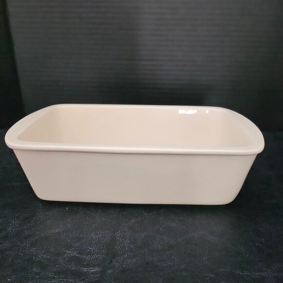 Vintage Debco Stoneware Christmas Baking Dish Featuring Santa Framed In Holly - Picture 8 of 12